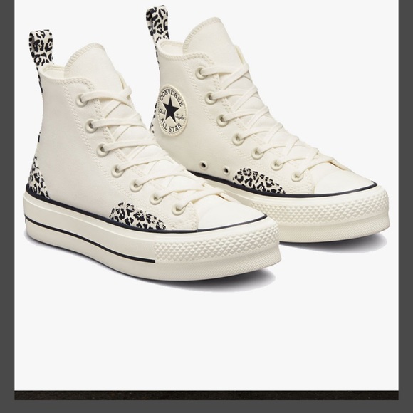 Converse. - Picture 2 of 4